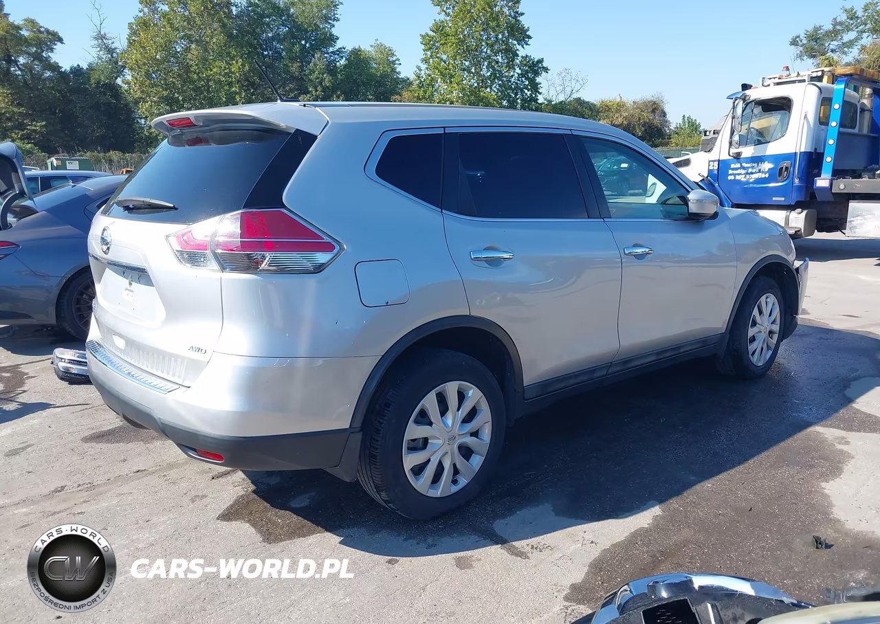 2015 Nissan Rogue S VIN:5N1AT2MK8FC849976 - 4