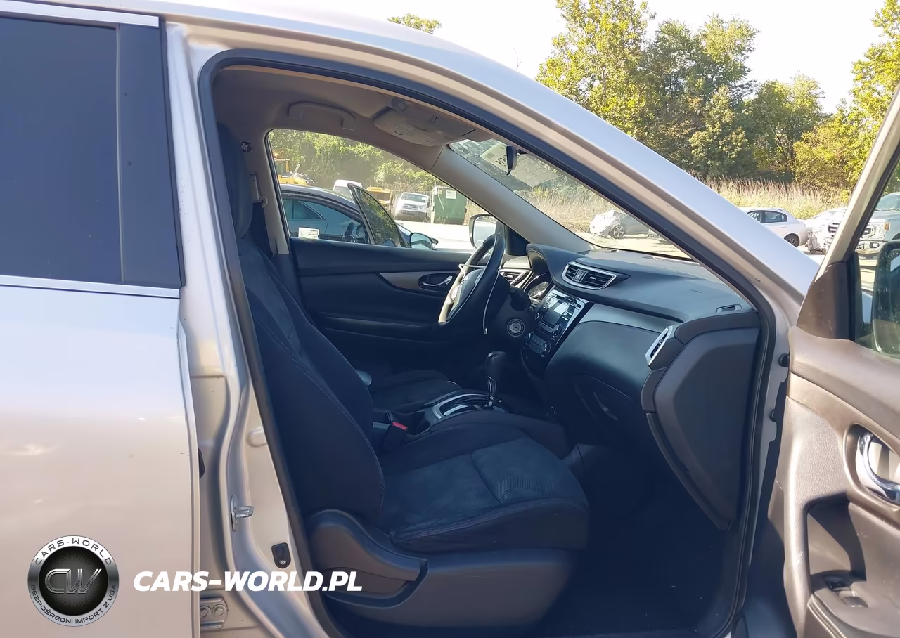 2015 Nissan Rogue S VIN:5N1AT2MK8FC849976 - 5