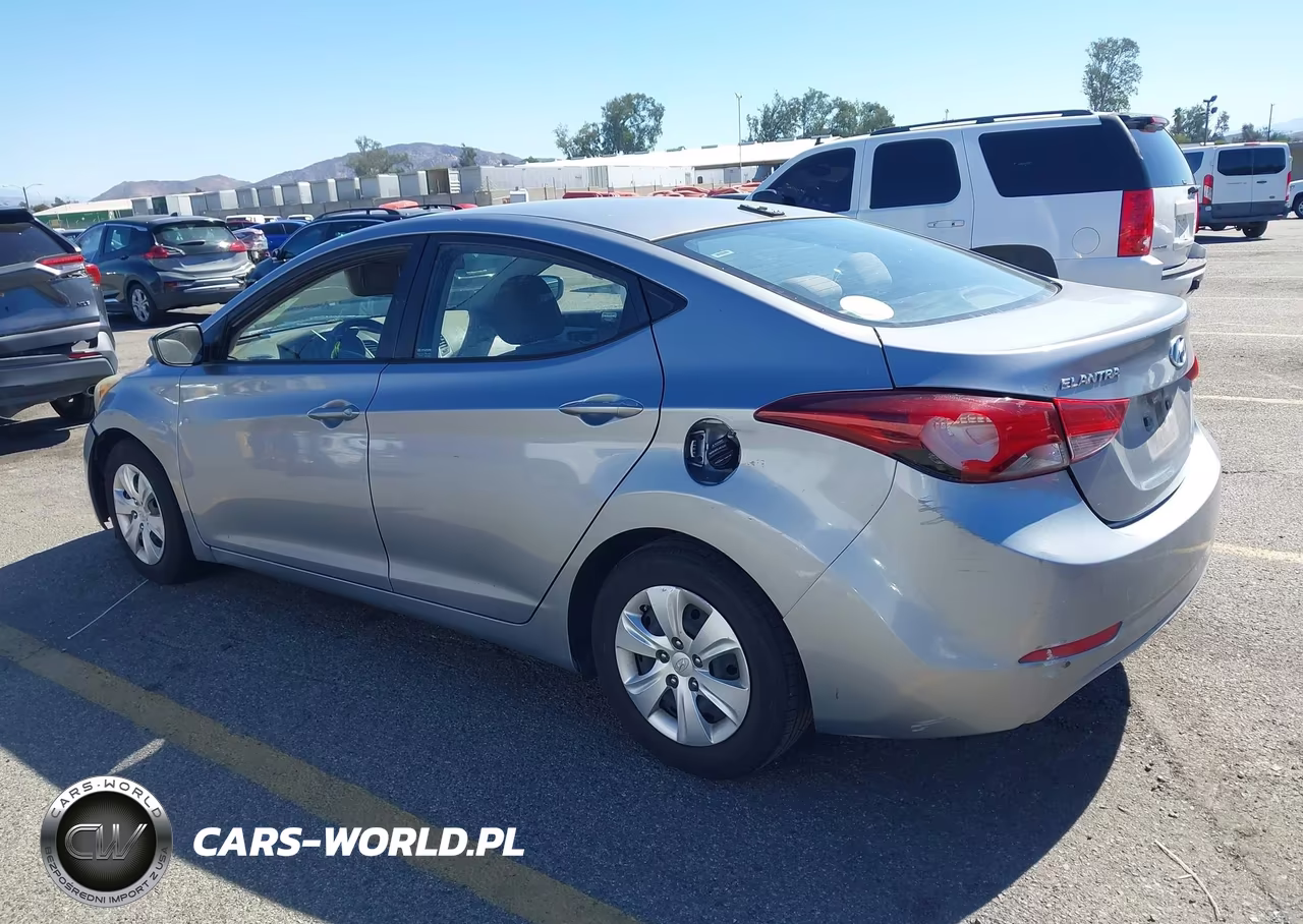 2016 Hyundai Elantra Se VIN:5NPDH4AE0GH696612 - 3