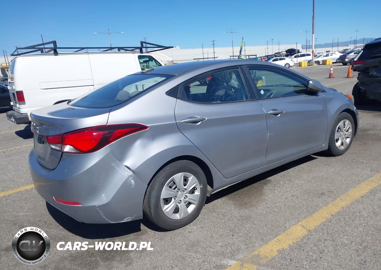 2016 Hyundai Elantra Se VIN:5NPDH4AE0GH696612 - 4