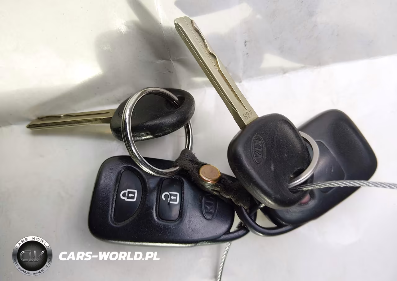 2011 Kia Sorento Lx VIN:5XYKT3A16BG088834 - 11