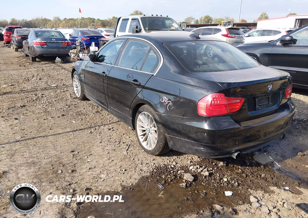 2011 BMW 335I xDrive VIN:WBAPL5C51BA919753 - 3