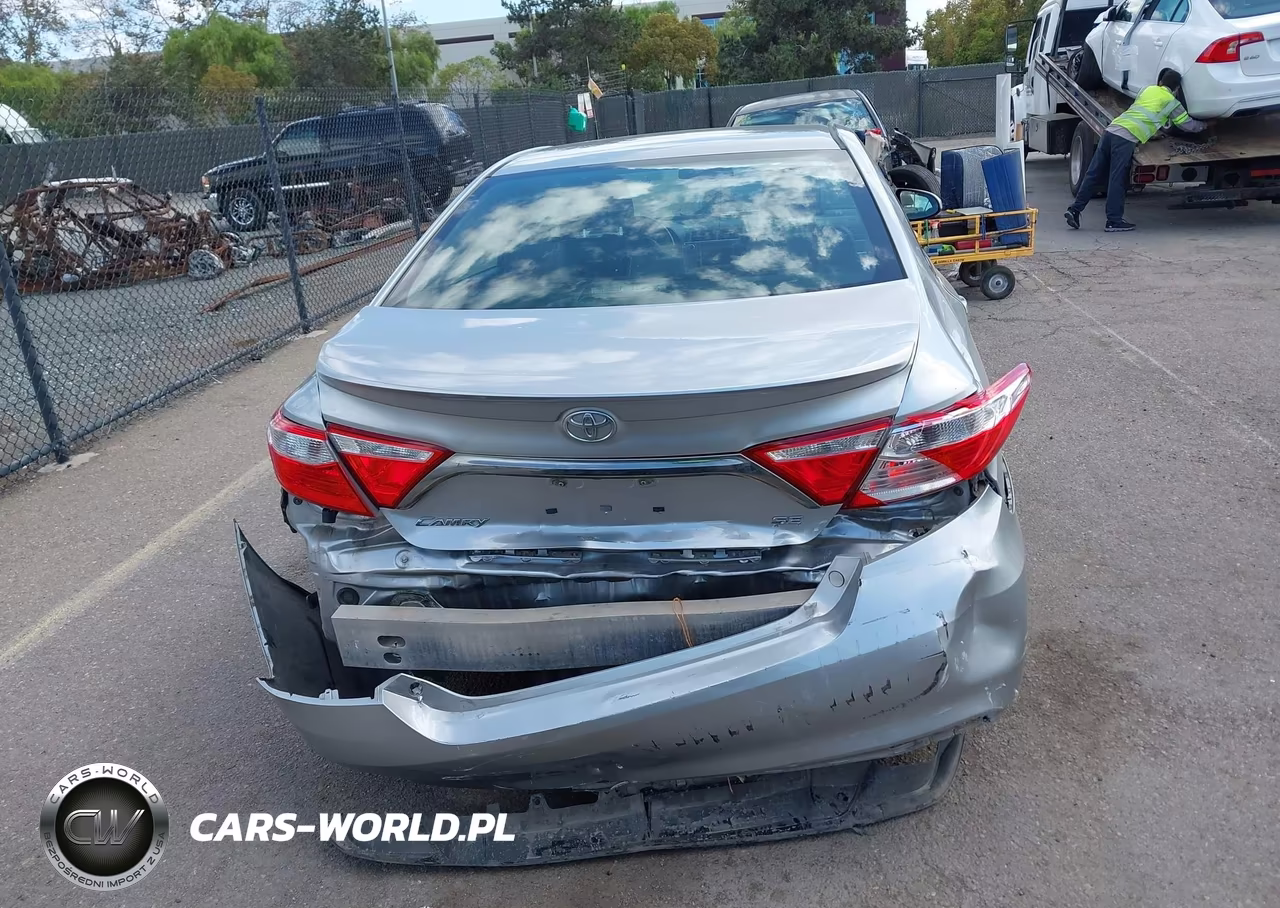 2017 Toyota Camry Se VIN:4T1BF1FK4HU387495 - 16