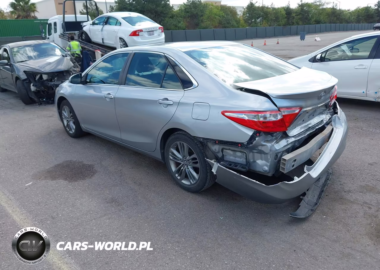2017 Toyota Camry Se VIN:4T1BF1FK4HU387495 - 3