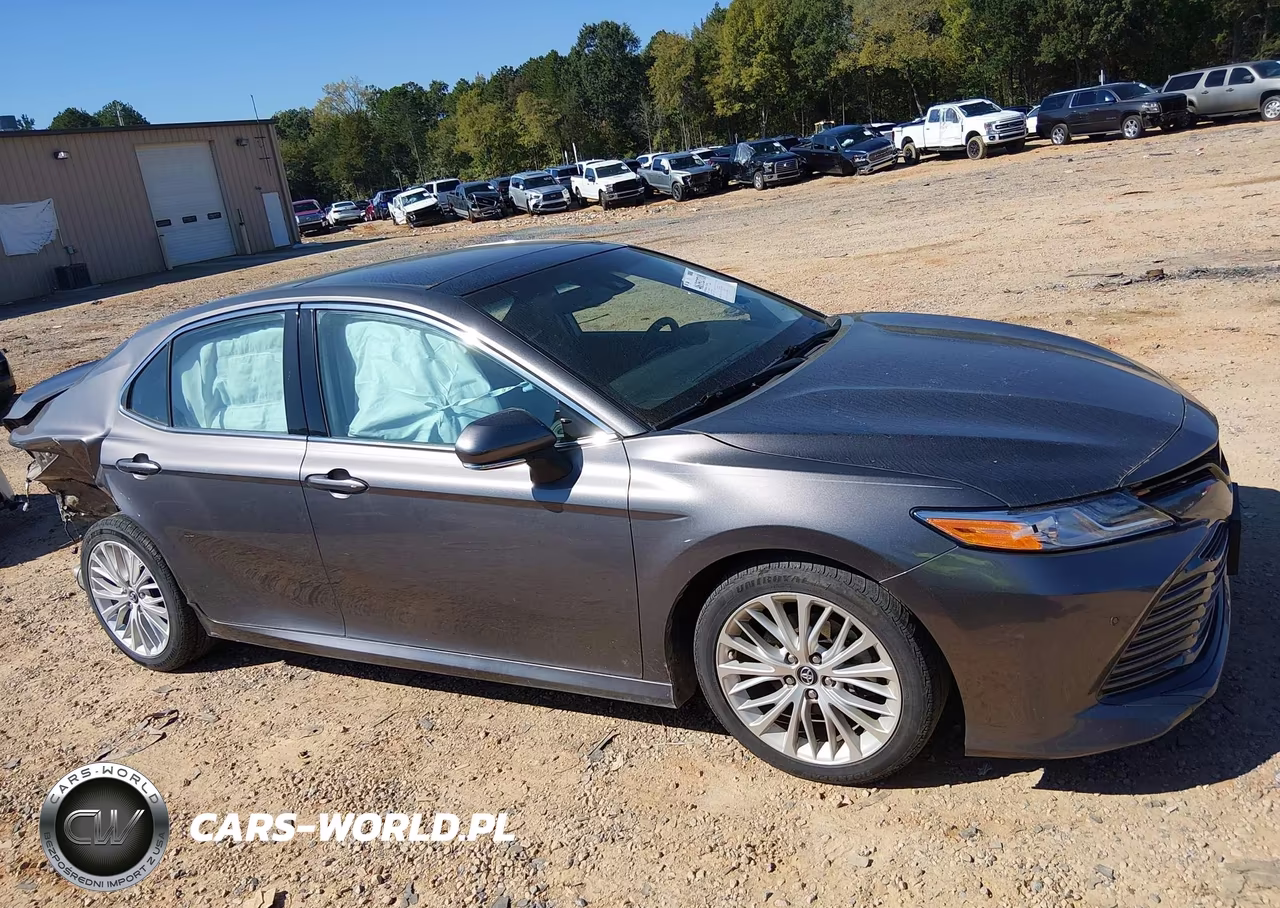 2018 Toyota Camry Xle VIN:4T1B11HK0JU102227 - 14