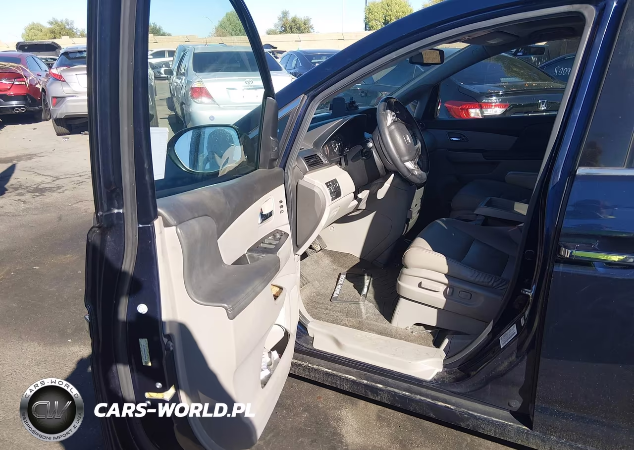 2014 Honda Odyssey Touring-Touring Elite VIN:5FNRL5H94EB001188 - 5