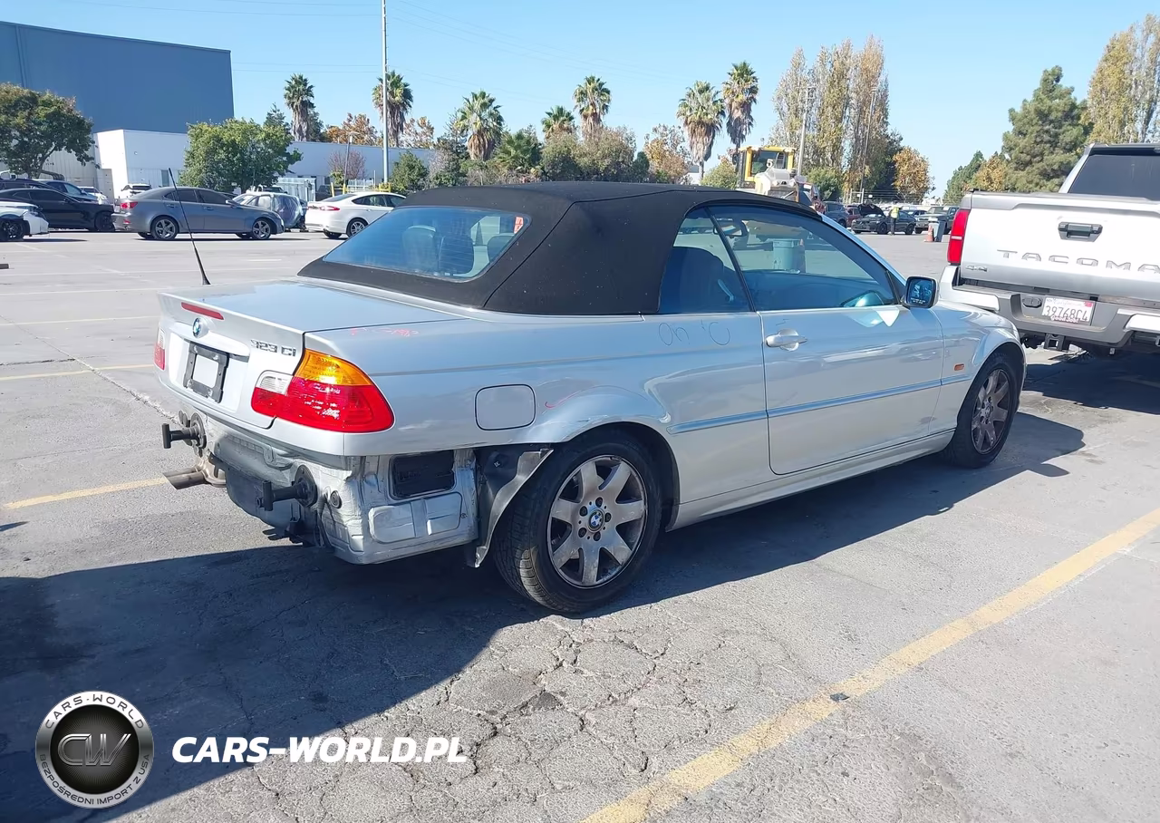 2000 BMW 323Ci VIN:WBABR3340YEB40966 - 4