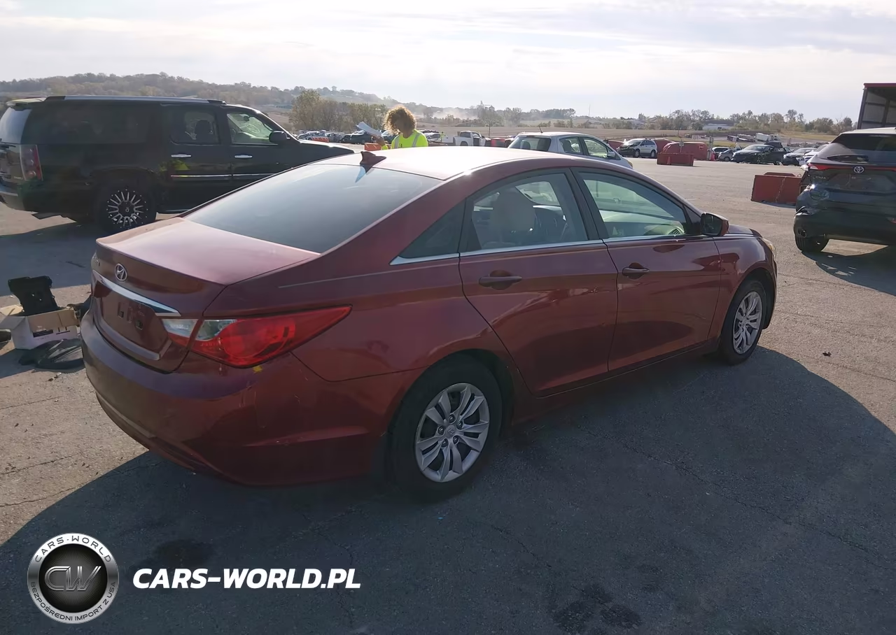 2013 Hyundai Sonata Gls VIN:5NPEB4AC0DH513158 - 4