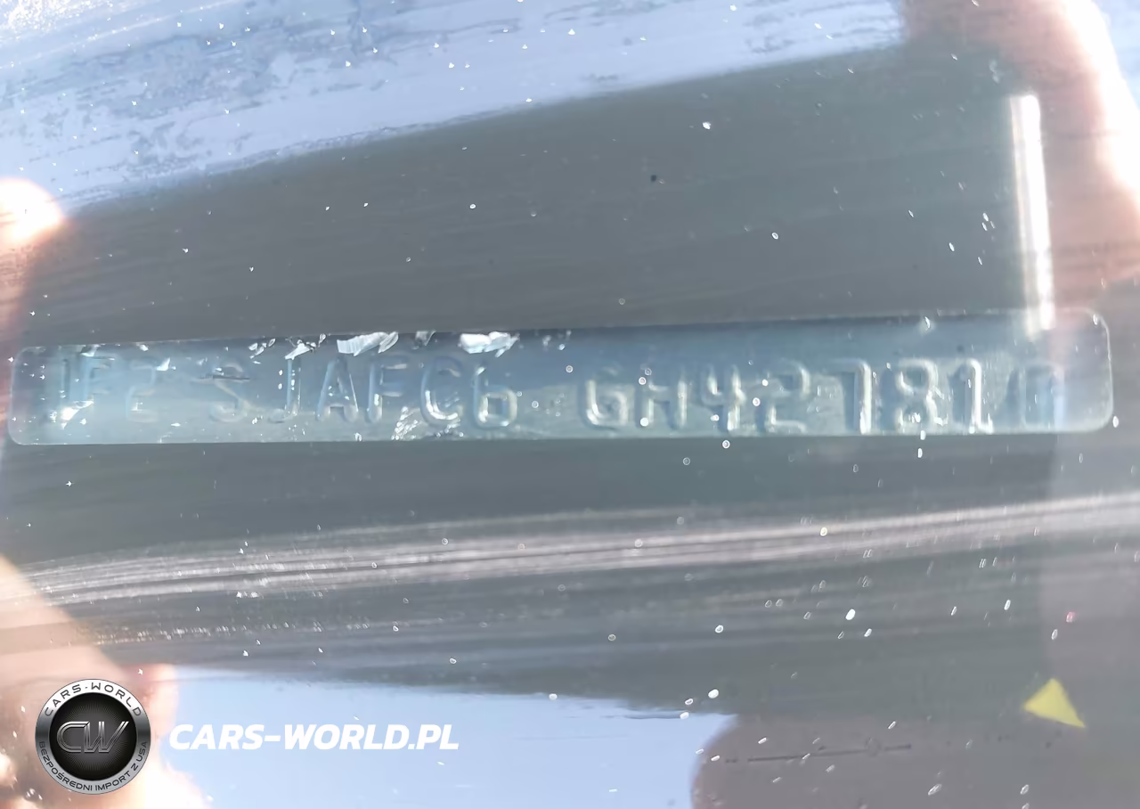 2016 Subaru Forester 2.5I Premium VIN:JF2SJAFC6GH427810 - 17