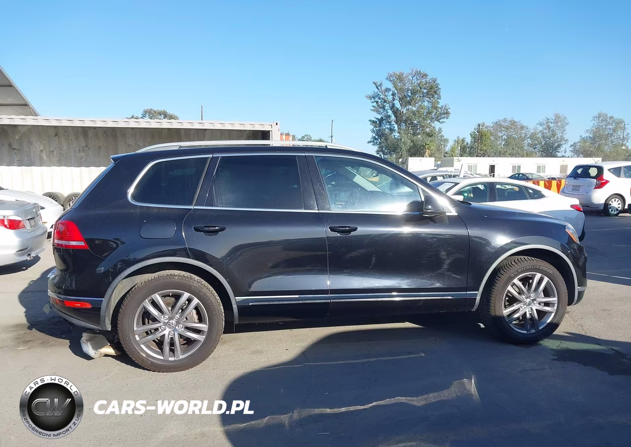 2016 Volkswagen Touareg Tdi Lux VIN:WVGEP9BP9GD001050 - 13