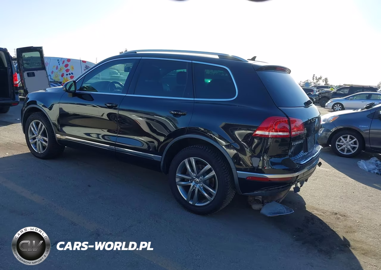2016 Volkswagen Touareg Tdi Lux VIN:WVGEP9BP9GD001050 - 3