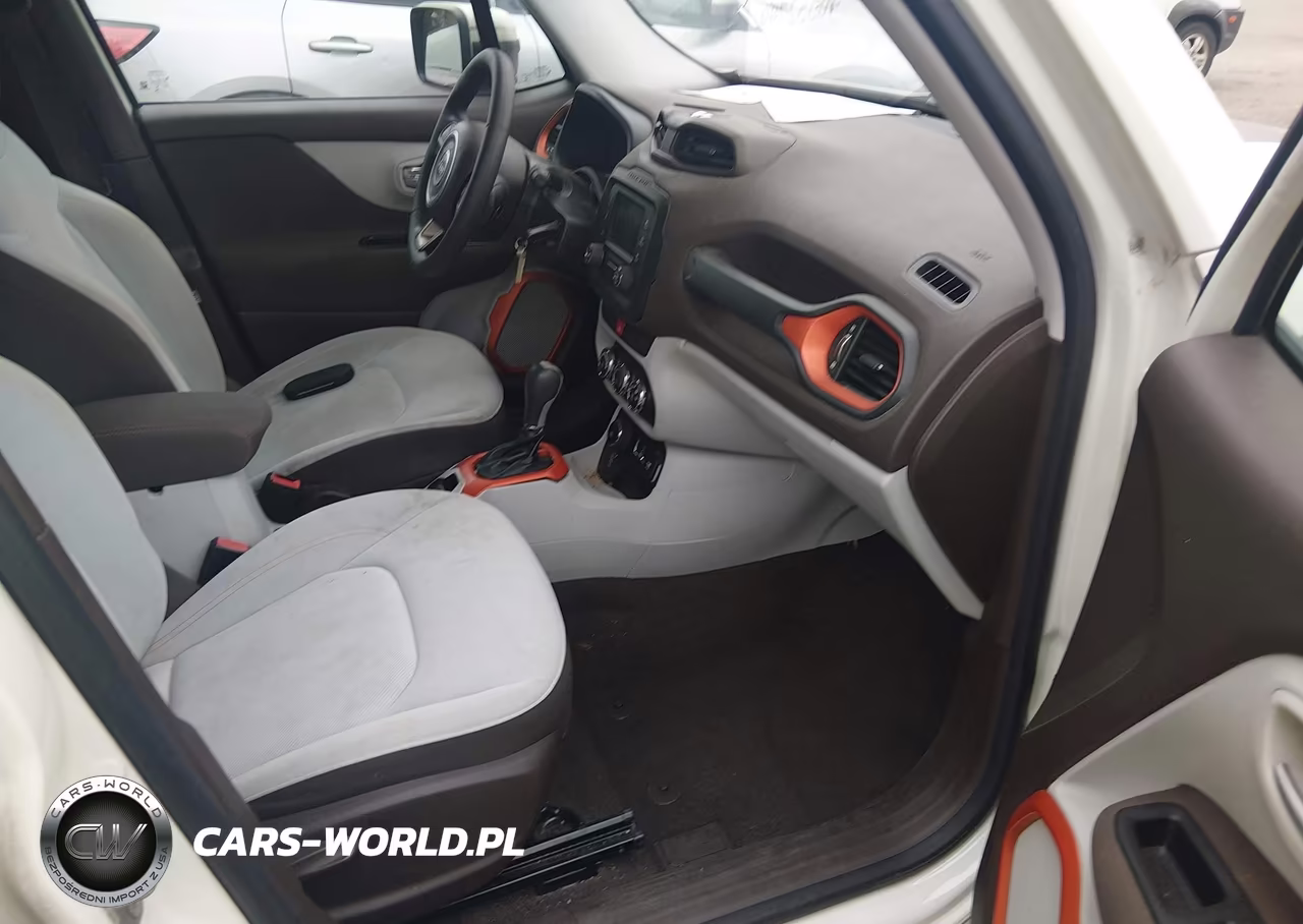 2015 Jeep Renegade Latitude VIN:ZACCJBBT7FPB38294 - 5