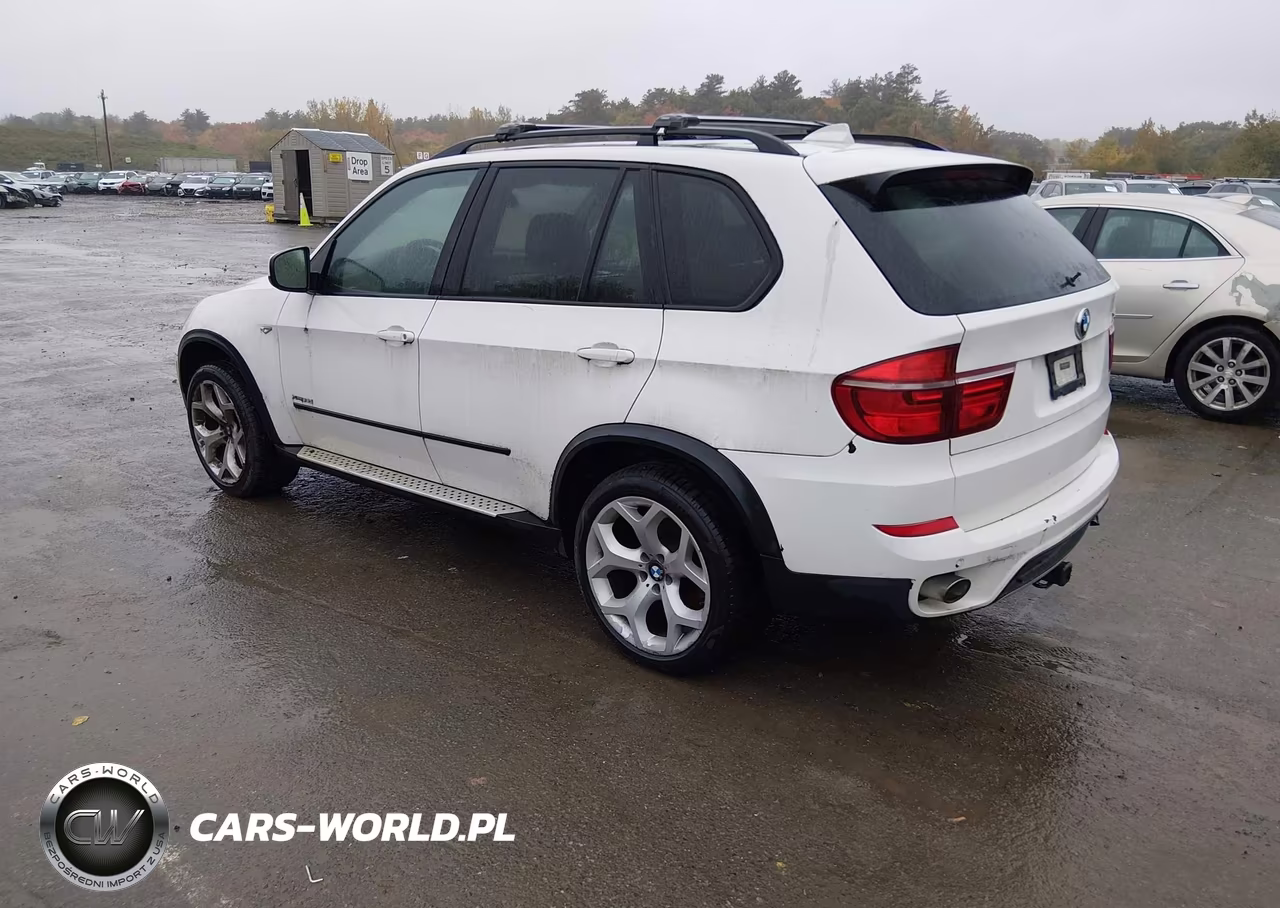 2013 BMW X5 xDrive35D VIN:5UXZW0C55D0B96229 - 3
