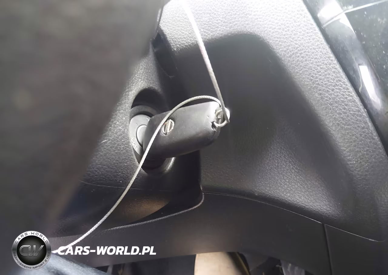 2017 Nissan Rogue S VIN:KNMAT2MT2HP512115 - 11