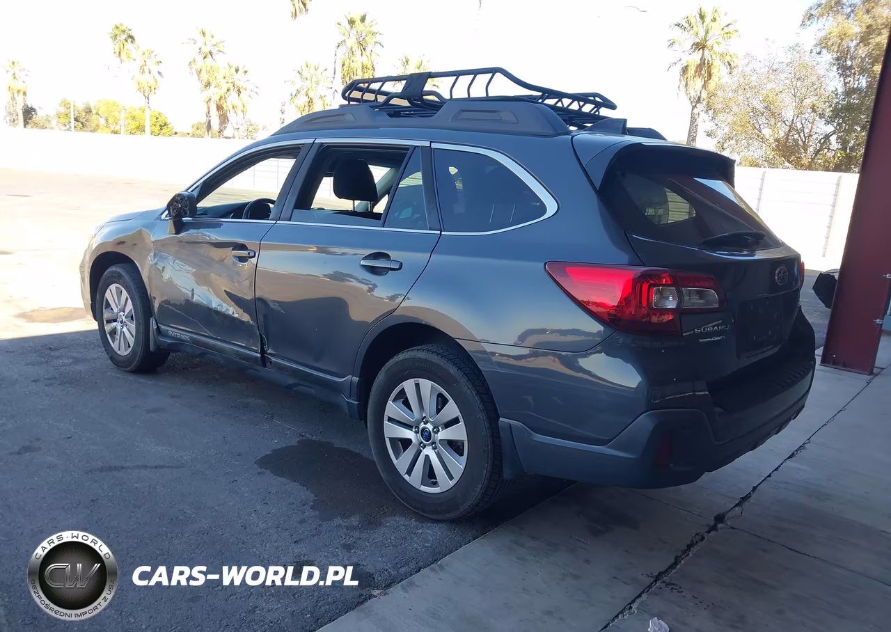 2018 Subaru Outback 2.5I Premium VIN:4S4BSACC6J3201413 - 3
