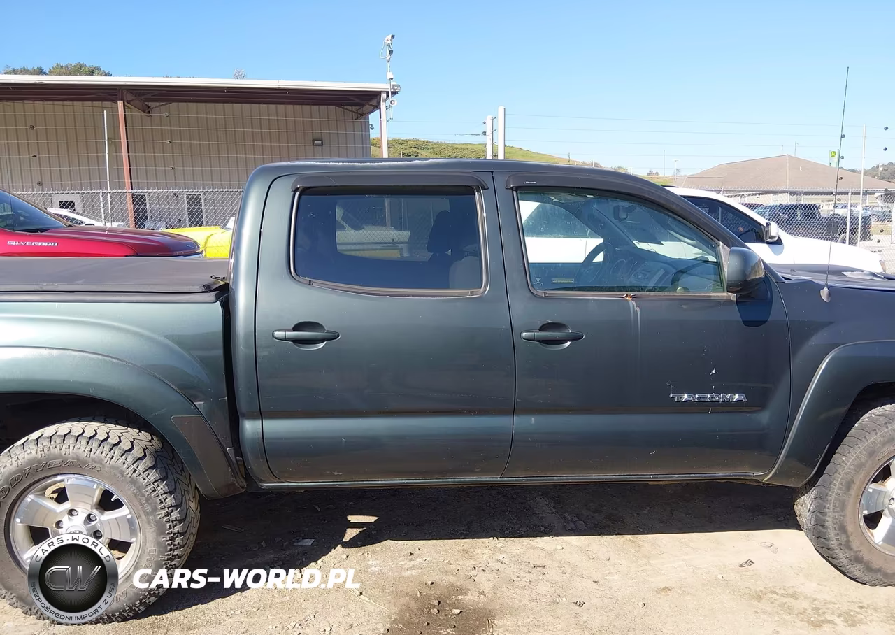2011 Toyota Tacoma Base V6 VIN:3TMLU4EN8BM068785 - 13