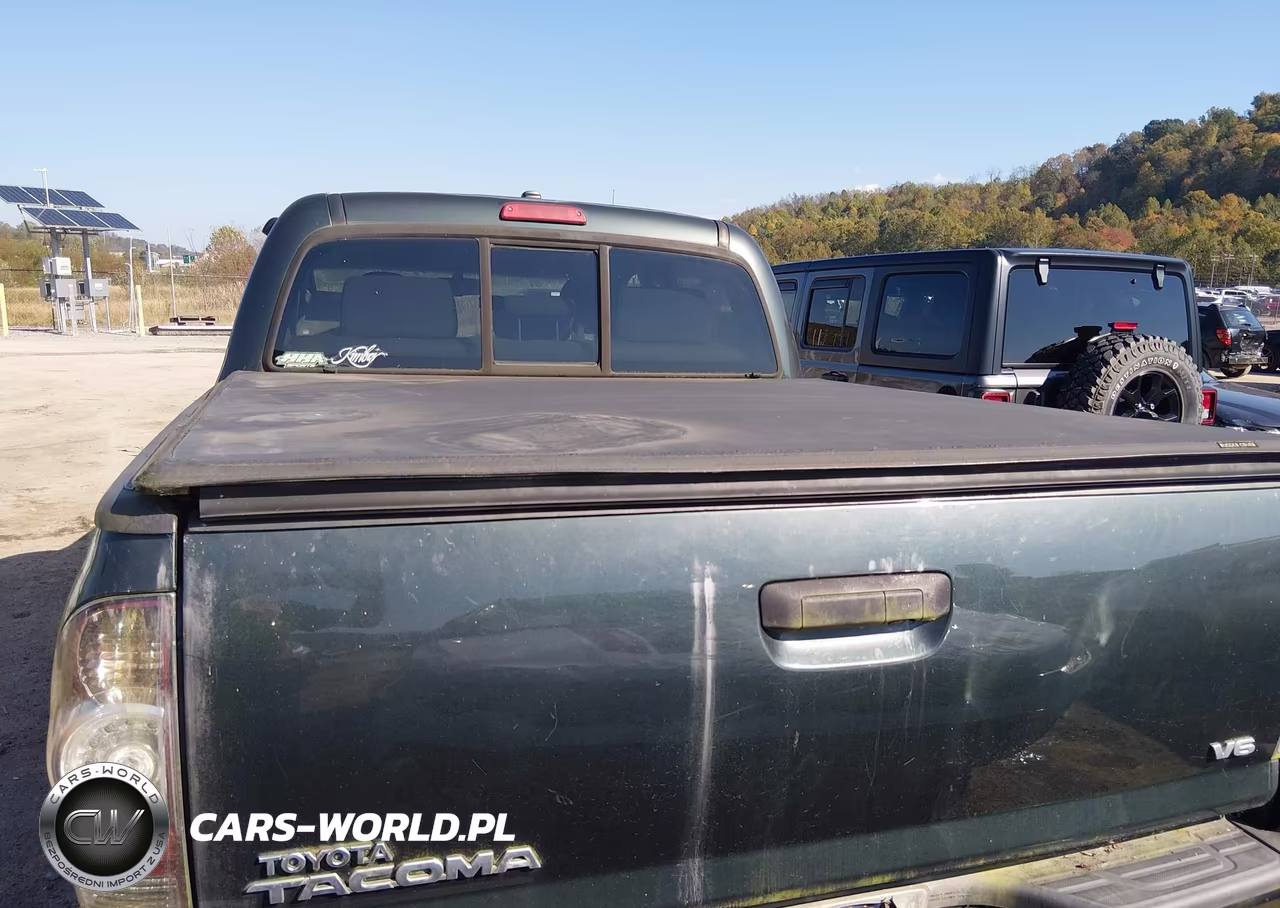 2011 Toyota Tacoma Base V6 VIN:3TMLU4EN8BM068785 - 16
