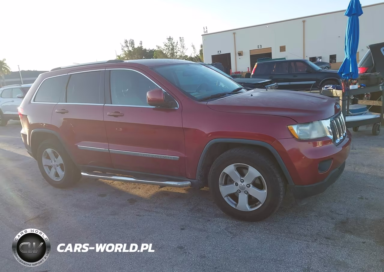 2013 Jeep Grand Cherokee Laredo VIN:1C4RJEAG8DC643357 - 12