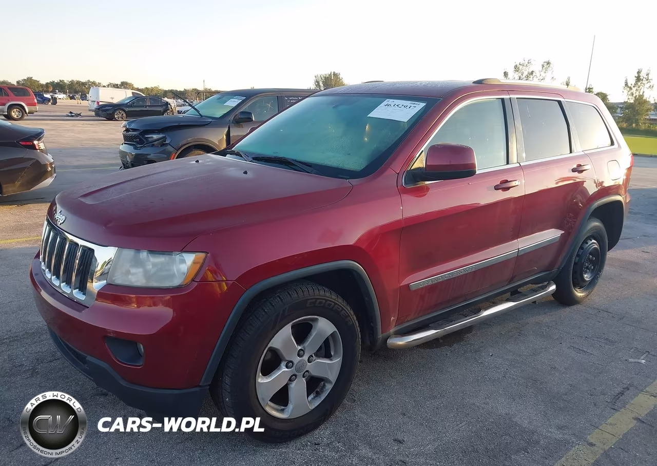 2013 Jeep Grand Cherokee Laredo VIN:1C4RJEAG8DC643357 - 2