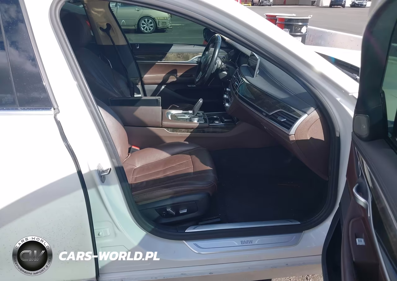 2016 BMW 740I VIN:WBA7E2C56GG548148 - 5