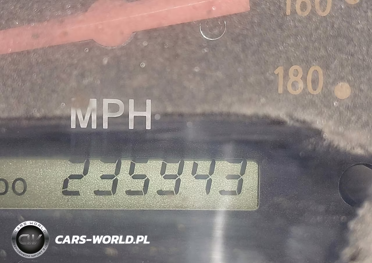 2002 Toyota Tundra VIN:5TBJN32172S236621 - 12