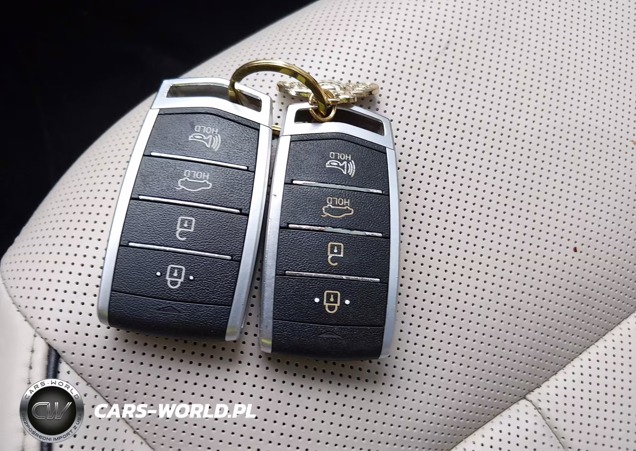 GENESIS G80 VIN:KMHGN4JF2JU266314 - 11