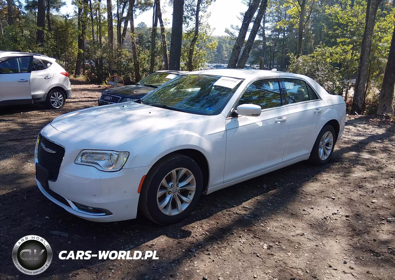 2015 Chrysler 300 Limited VIN:2C3CCAAG1FH756113 - 2