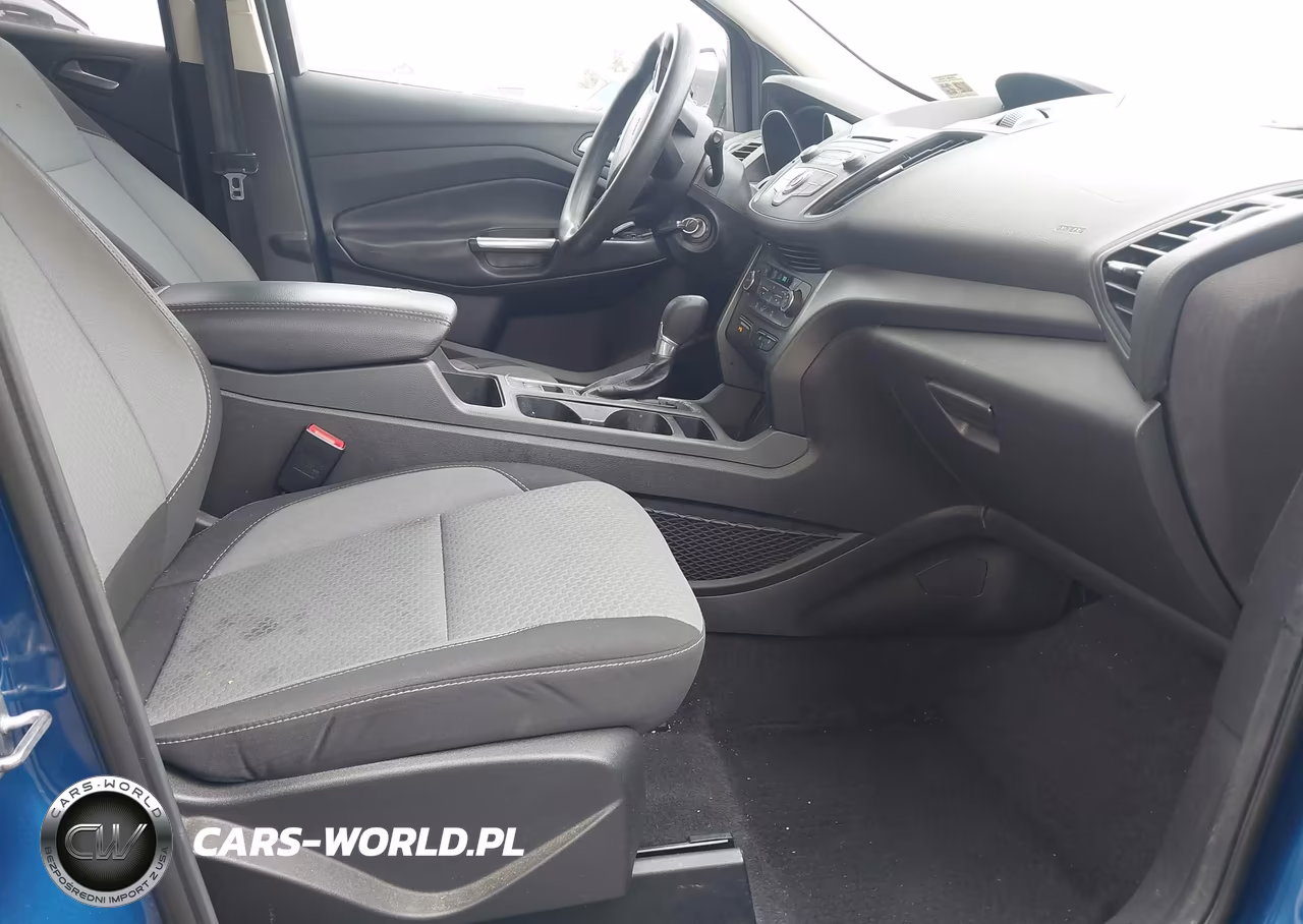 2017 Ford Escape Se VIN:1FMCU0GD8HUD94180 - 5
