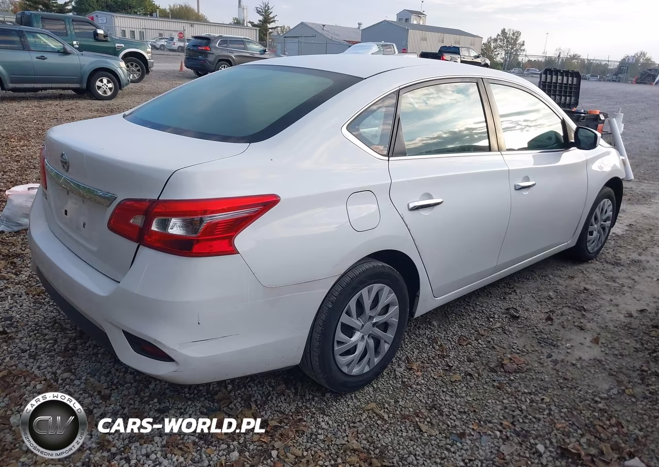 2019 Nissan Sentra S VIN:3N1AB7AP5KY360945 - 4