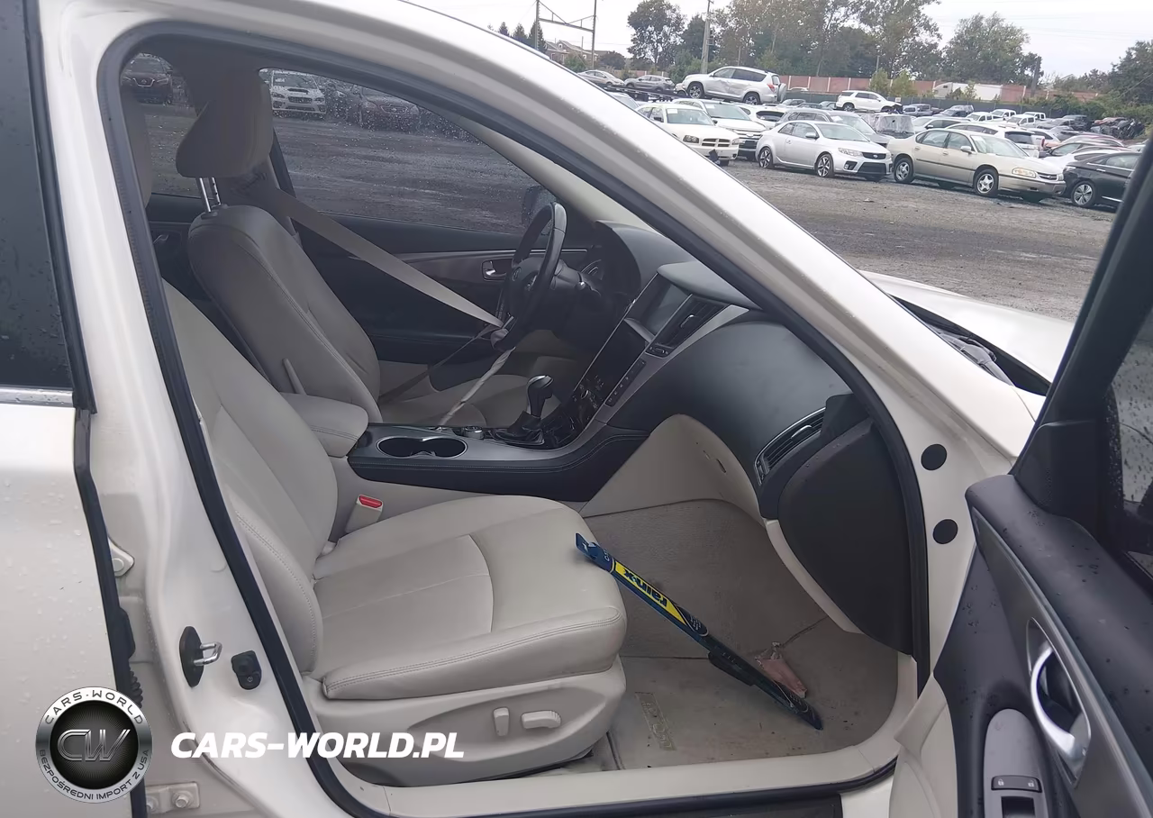 2015 Infiniti Q50 Premium VIN:JN1BV7AR0FM394202 - 5
