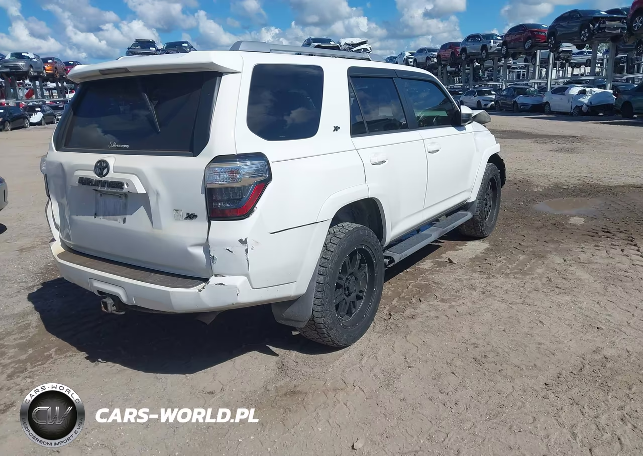 2015 Toyota 4Runner Sr5 VIN:JTEBU5JRXF5228781 - 4