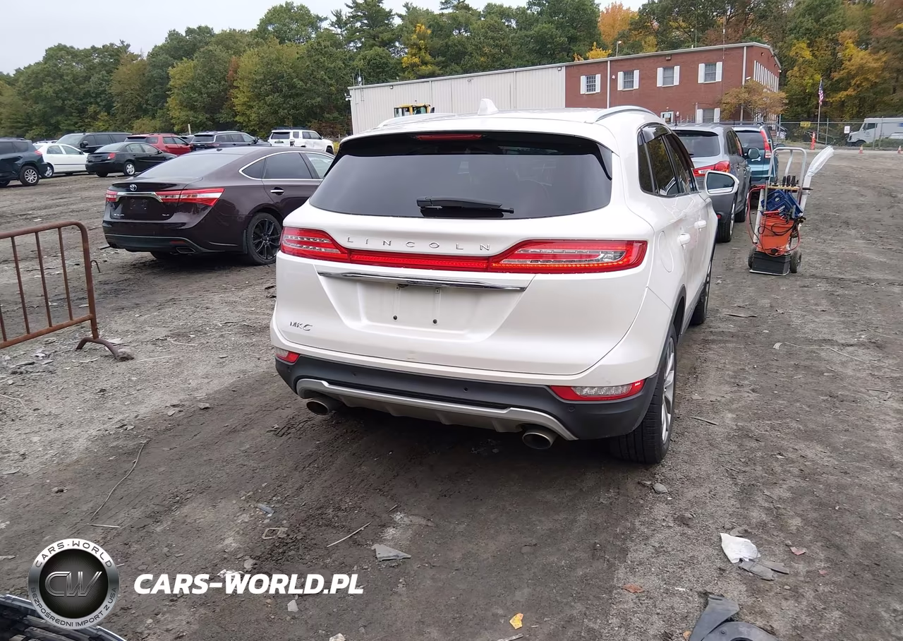 2019 Lincoln Mkc Select VIN:5LMCJ2D97KUL09774 - 4