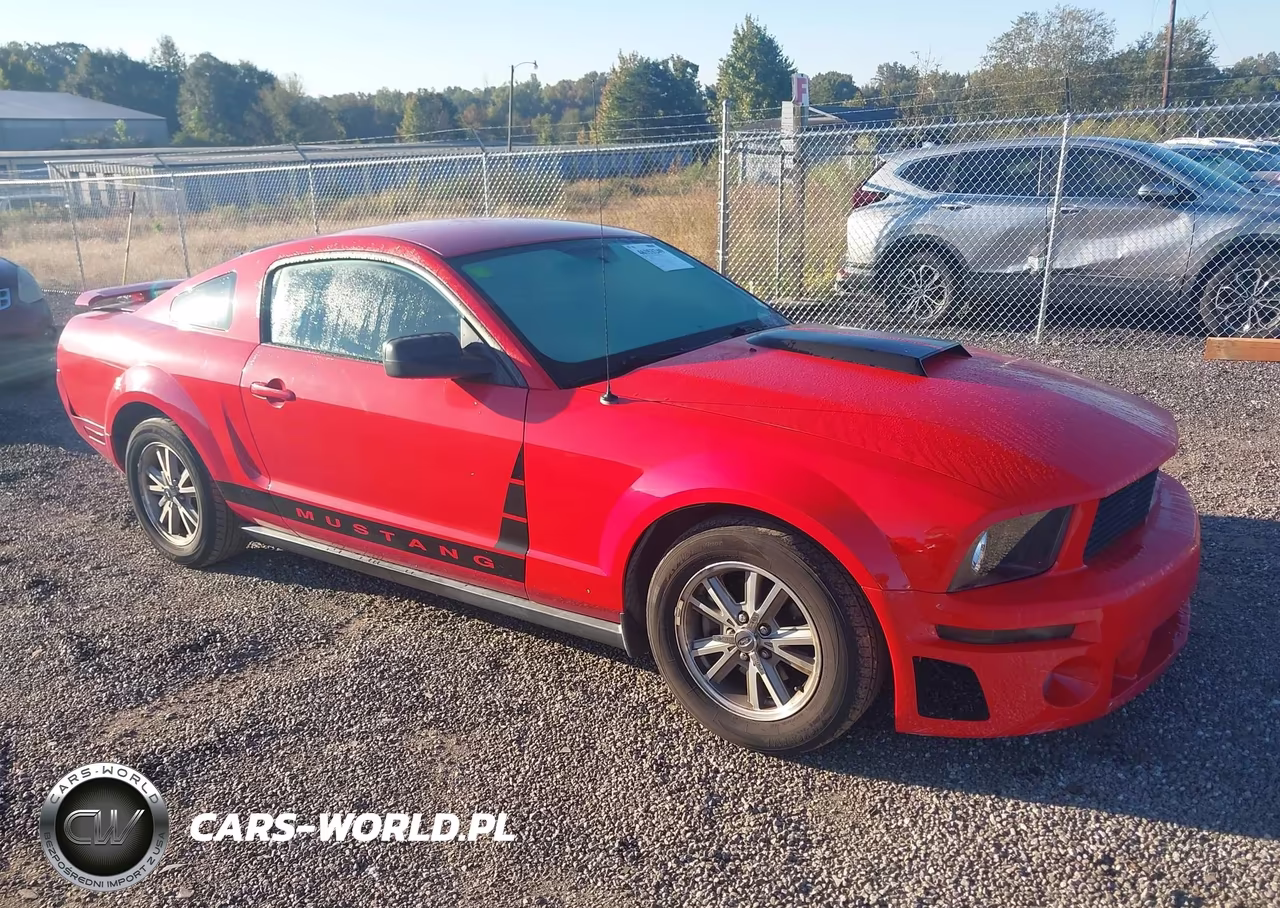 2005 Ford Mustang V6 Deluxe-V6 Premium