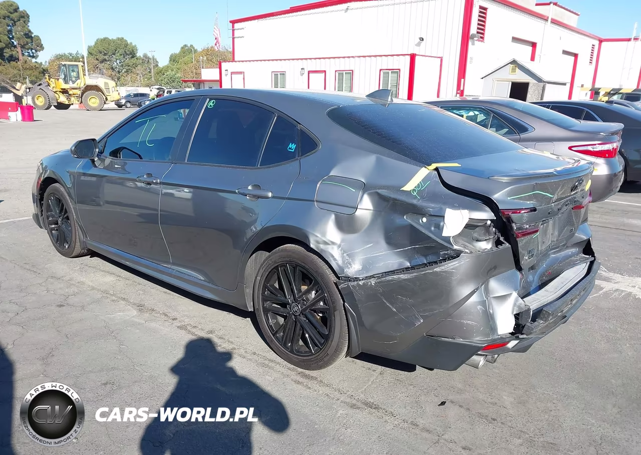 2025 Toyota Camry Se VIN:4T1DBADK1SU507493 - 3