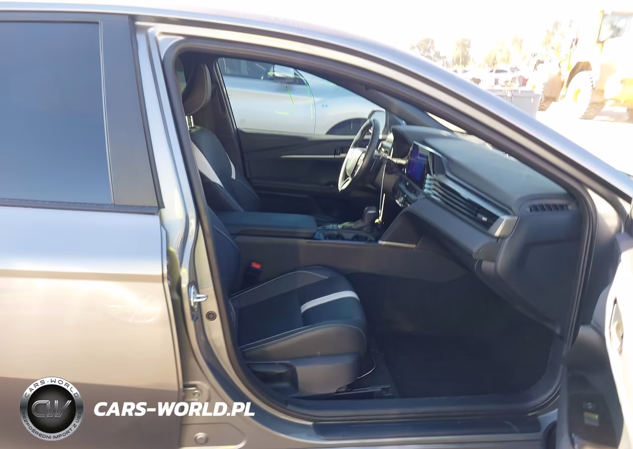 2025 Toyota Camry Se VIN:4T1DBADK1SU507493 - 5