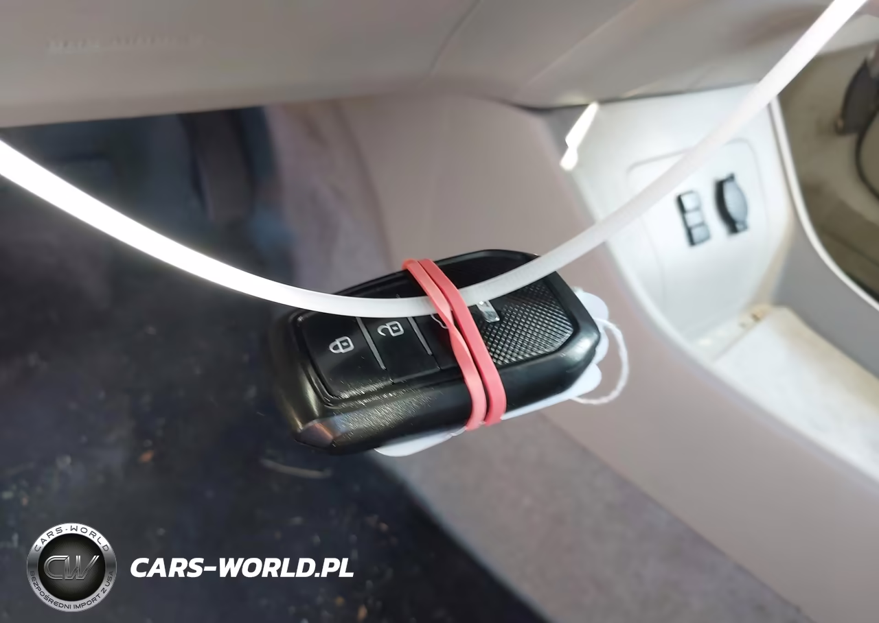 2010 Toyota Prius Iv VIN:JTDKN3DU8A0025500 - 11