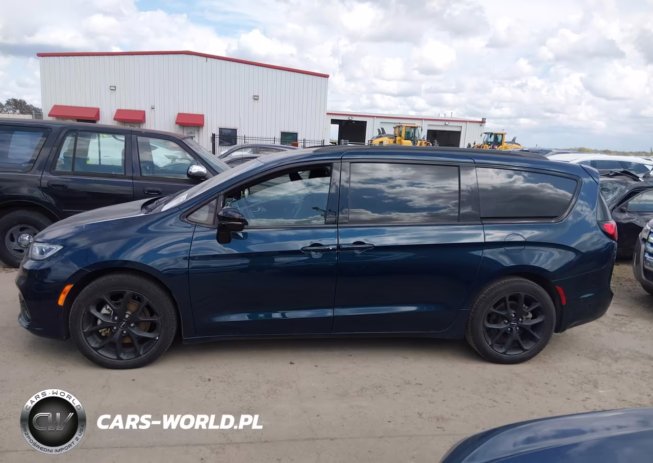 2025 Chrysler Pacifica Limited VIN:2C4RC1GG3SR512528 - 14