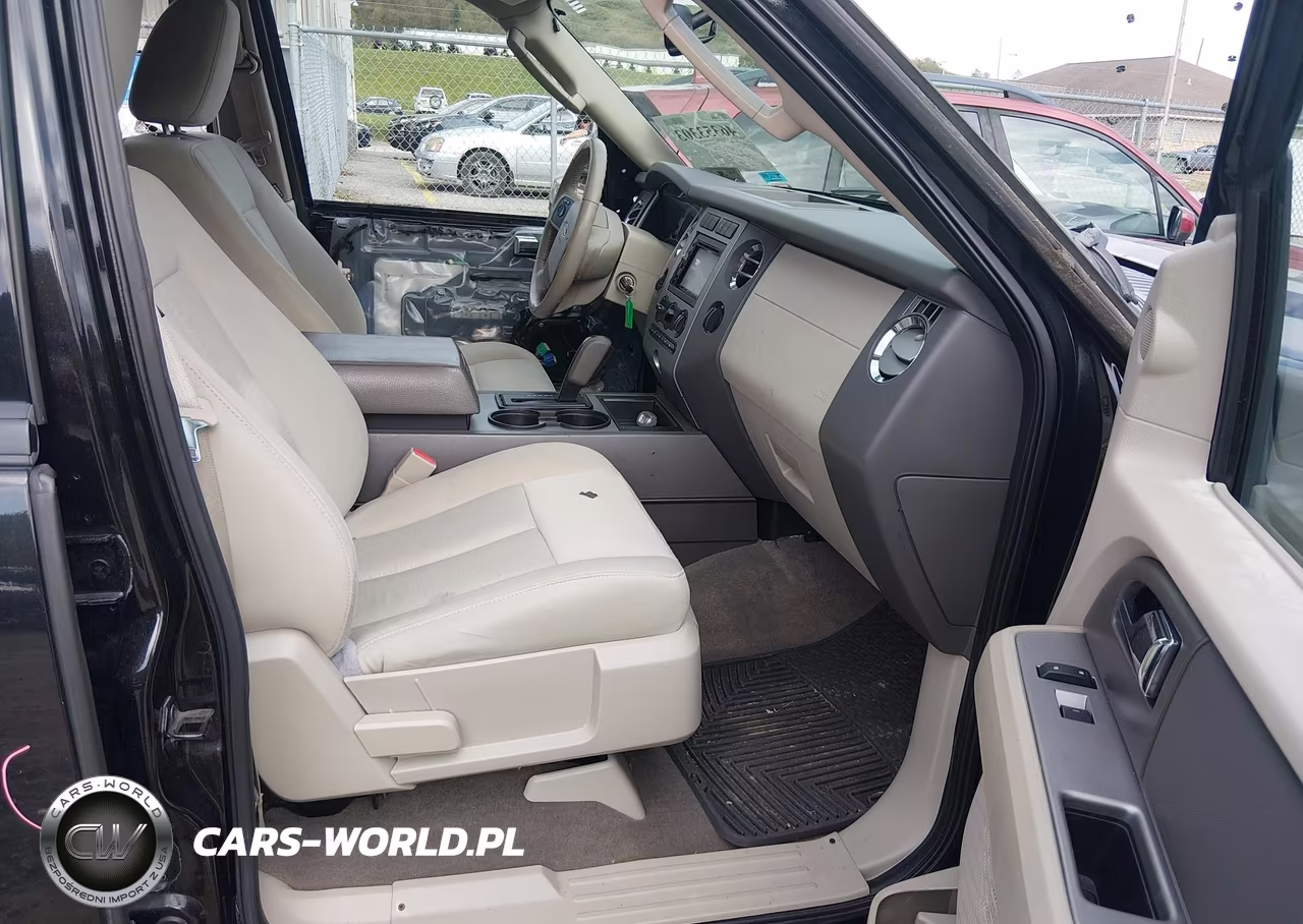 2010 Ford Expedition Xlt VIN:1FMJU1G50AEB63649 - 5