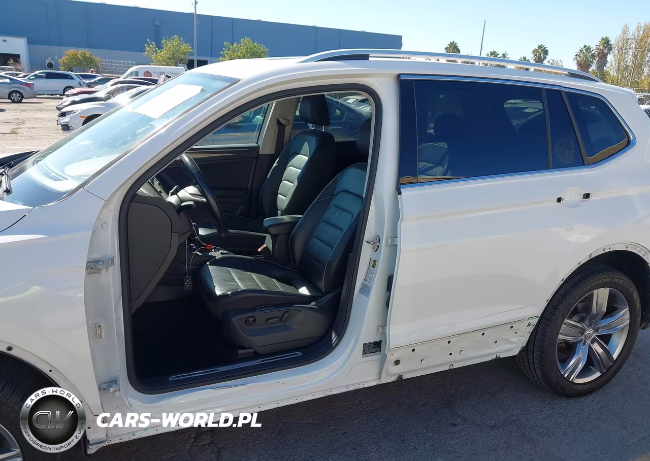 2018 Volkswagen Tiguan 2.0T Sel Premium VIN:3VV4B7AX4JM091791 - 6