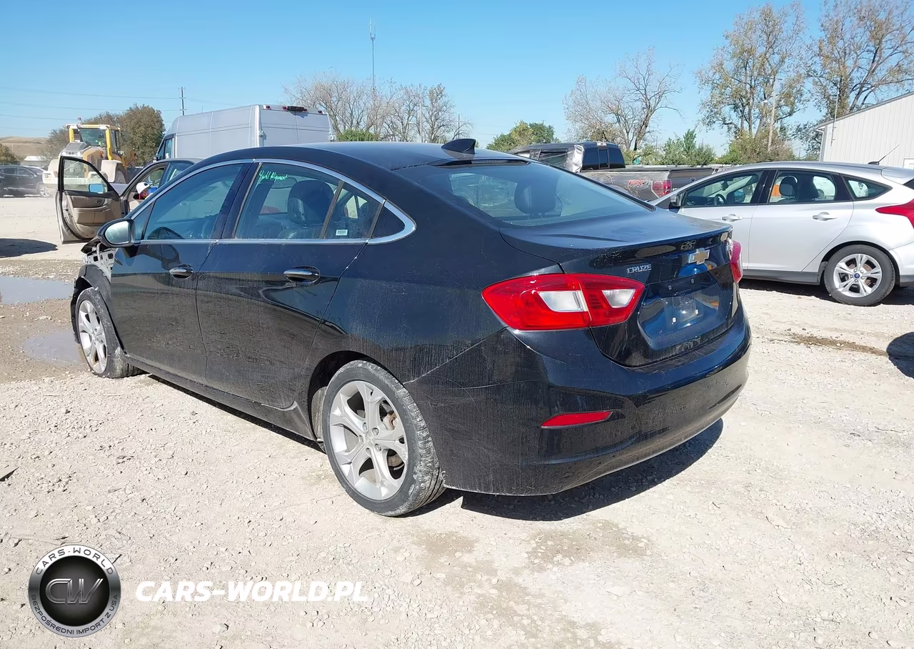 2017 Chevrolet Cruze Premier Auto VIN:1G1BF5SM3H7231281 - 3