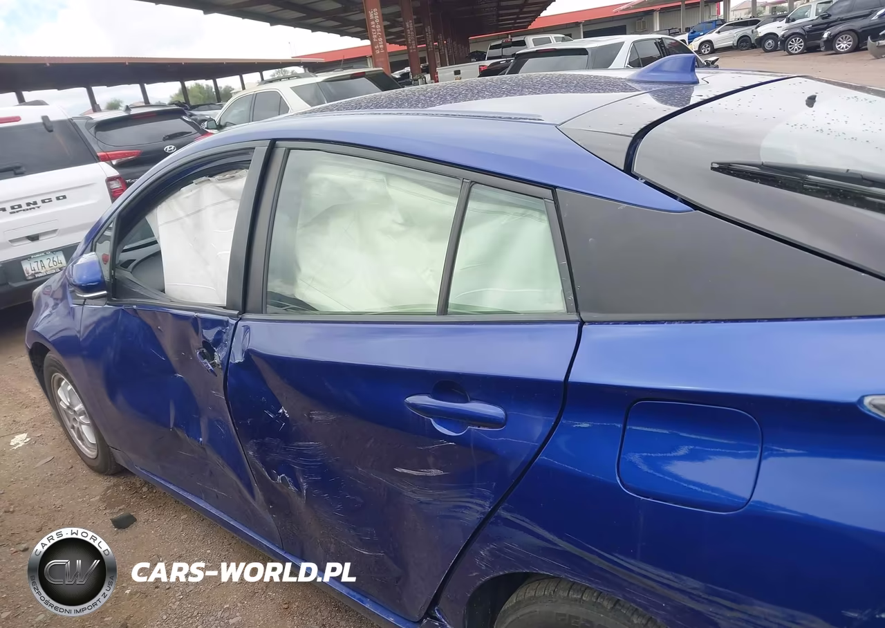 2017 Toyota Prius Two VIN:JTDKBRFU1H3545944 - 14