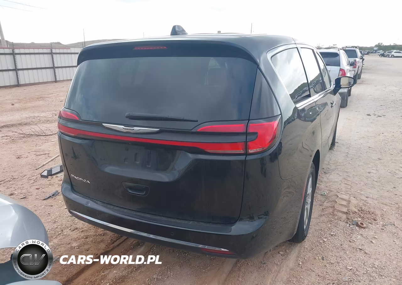 2025 Chrysler Pacifica Select VIN:2C4RC1BG2SR531773 - 16