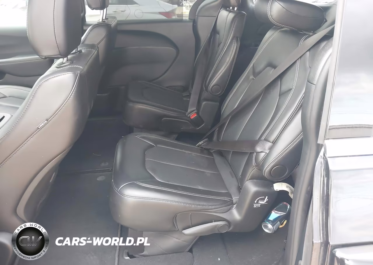 2025 Chrysler Pacifica Select VIN:2C4RC1BG2SR531773 - 8