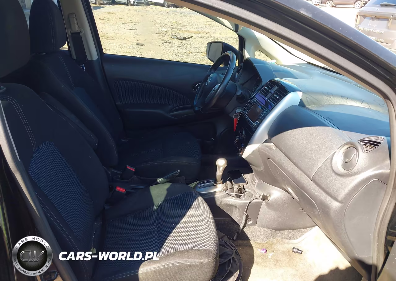 2017 Nissan Versa Note Sv VIN:3N1CE2CP1HL359779 - 5