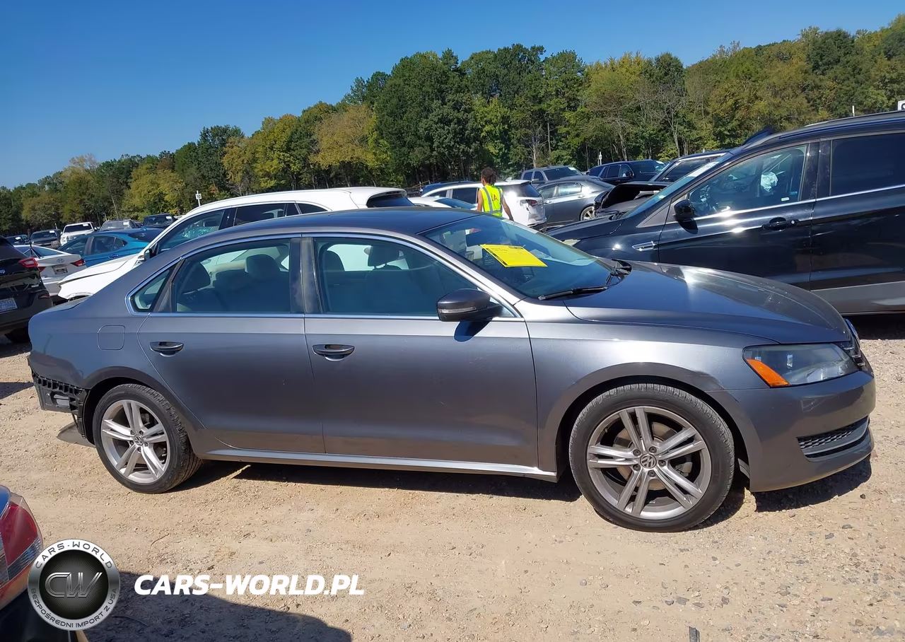 2014 Volkswagen Passat 2.5L Se VIN:1VWBH7A32EC011880 - 13