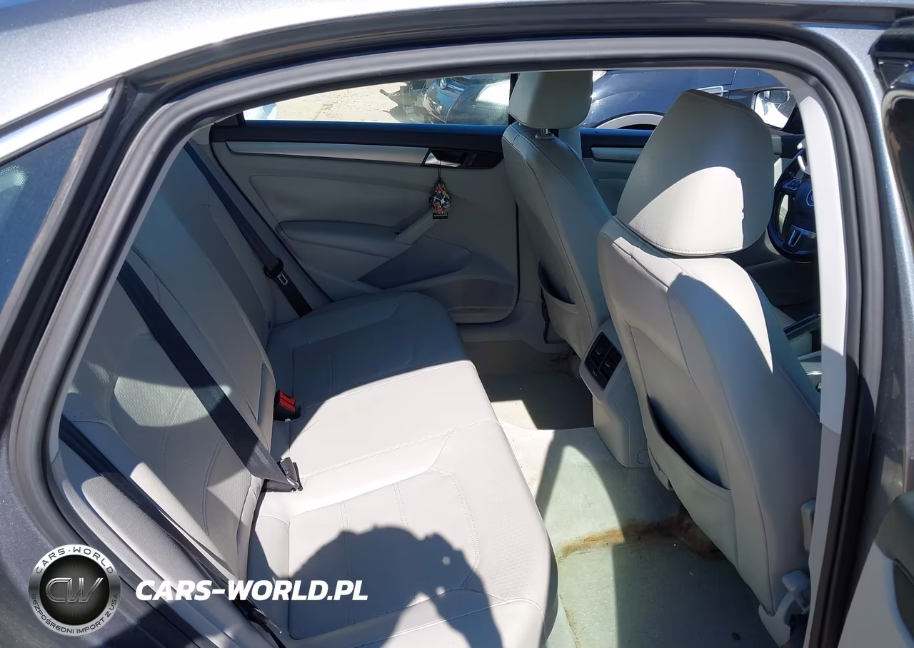 2014 Volkswagen Passat 2.5L Se VIN:1VWBH7A32EC011880 - 8