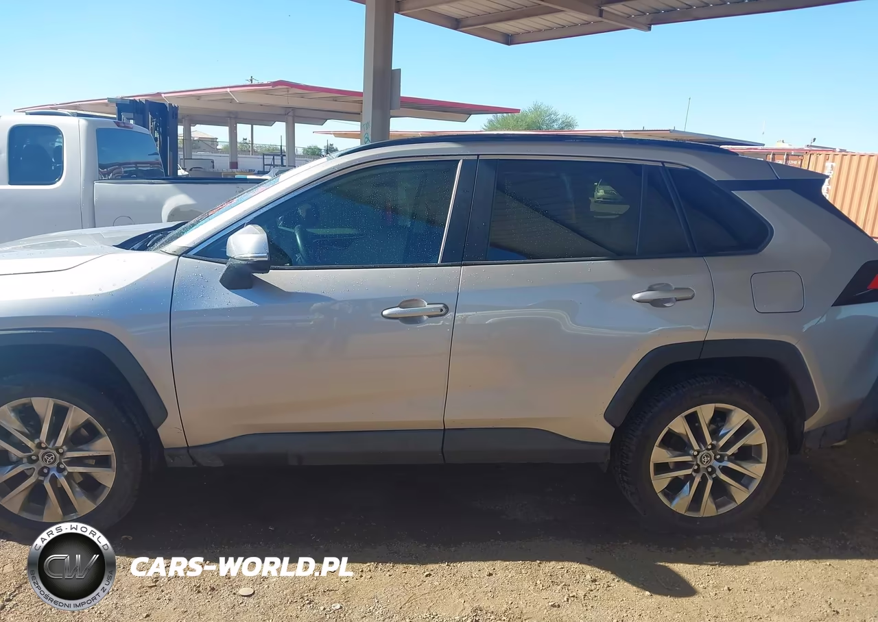 2020 Toyota Rav4 Xle Premium VIN:2T3C1RFV7LC048548 - 14