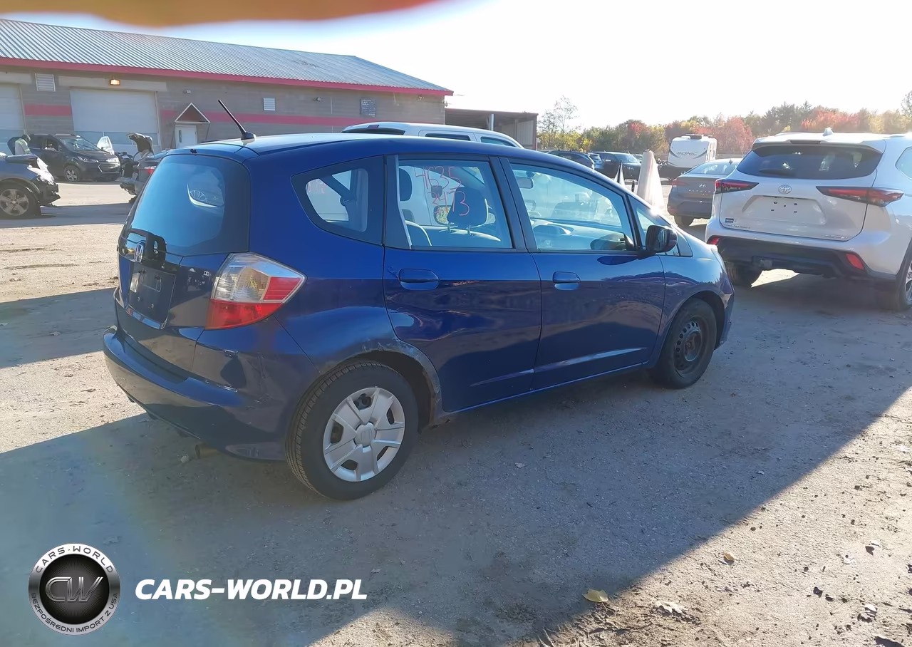 2012 Honda Fit VIN:JHMGE8H36CC026634 - 4
