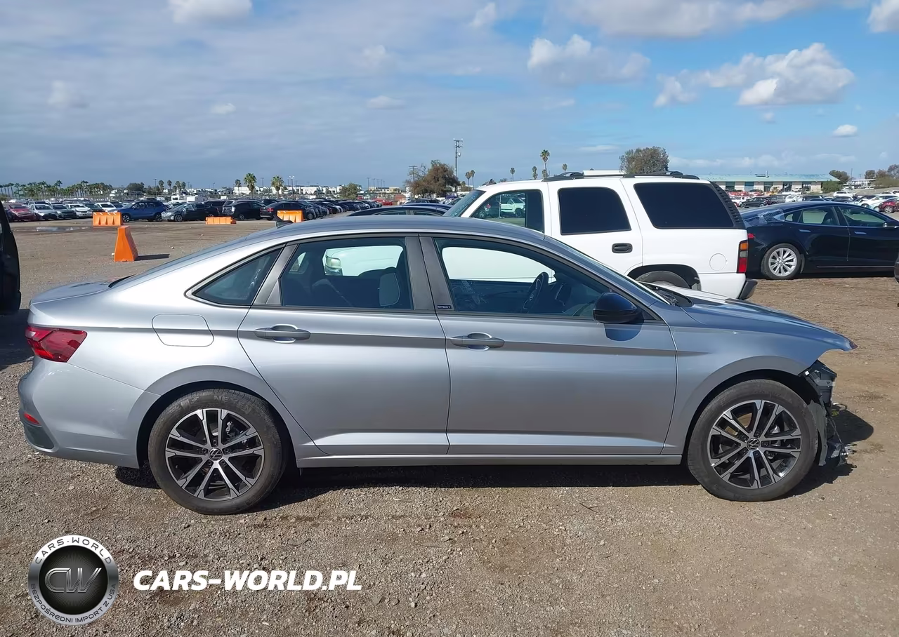 2024 Volkswagen Jetta 1.5T Sport VIN:3VWBM7BU8RM005797 - 14