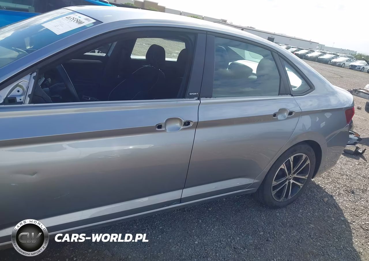 2024 Volkswagen Jetta 1.5T Sport VIN:3VWBM7BU8RM005797 - 18